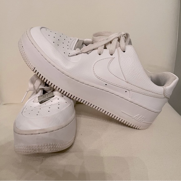 Nike Shoes - Nike Women’s Air Force 1